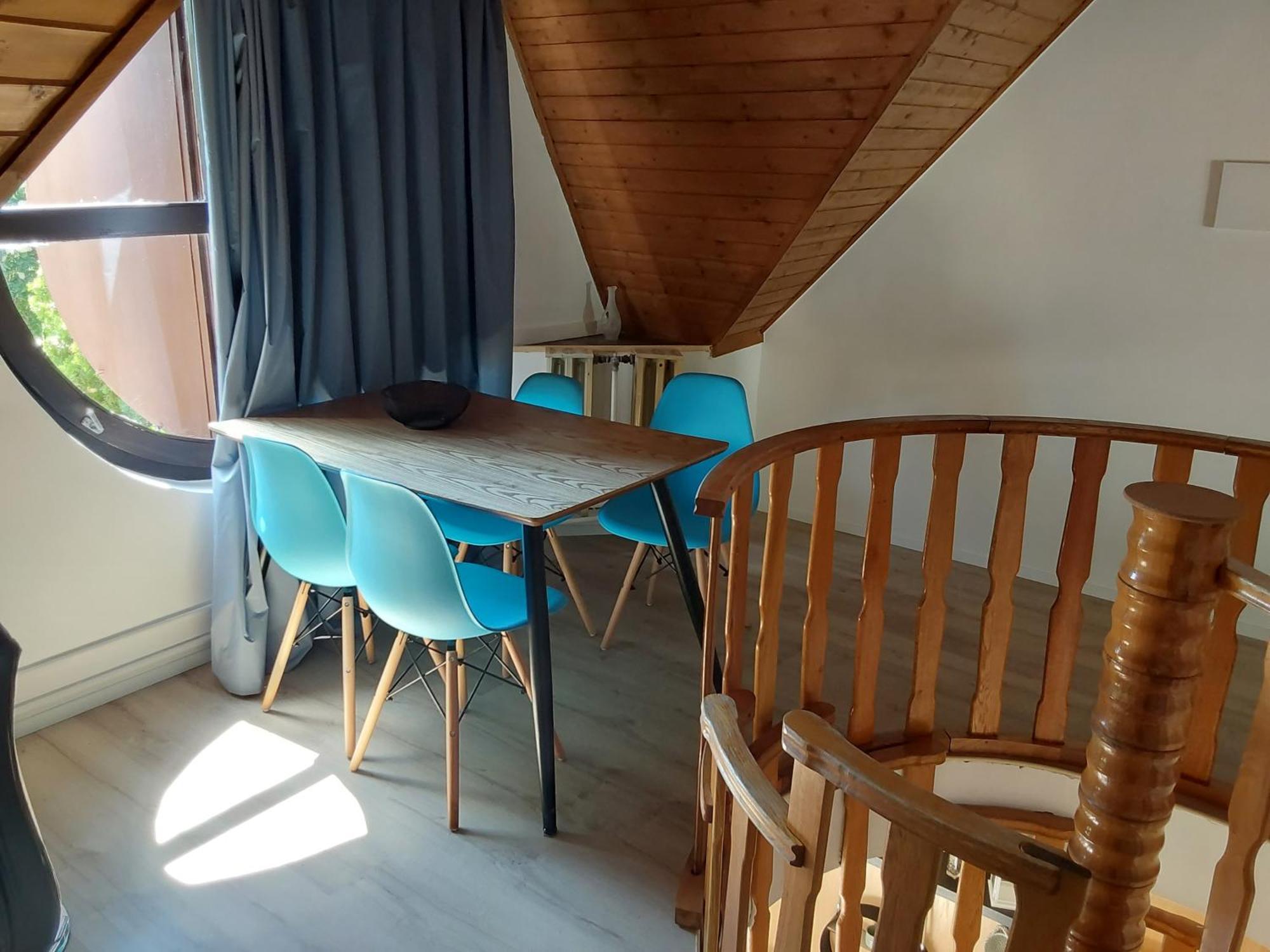 Tuerkiz Apartman - 5 Szobas 13 Fos Apartmanhaz 4Km A Balaton- Balatonszabadi Fürdőtelep Eksteriør bilde