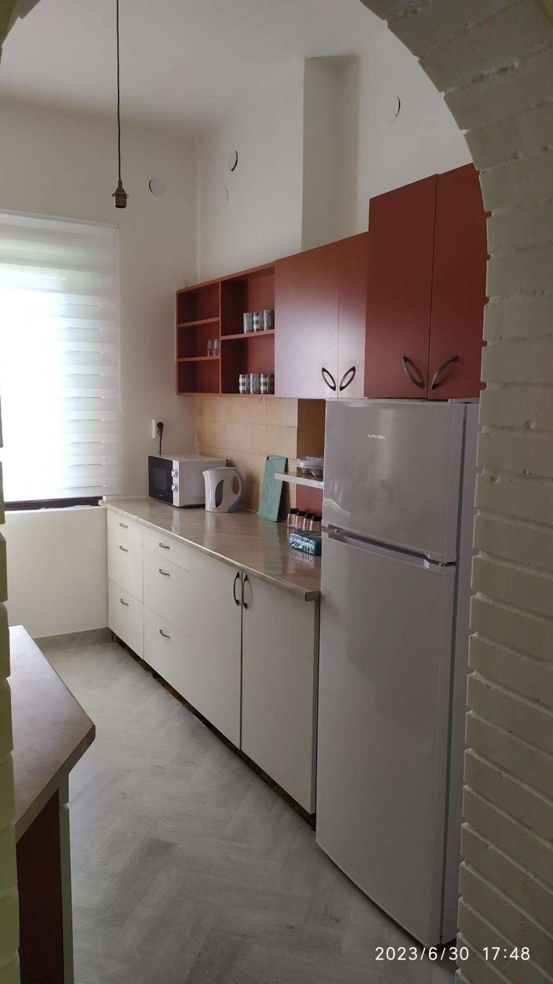 Tuerkiz Apartman - 5 Szobas 13 Fos Apartmanhaz 4Km A Balaton- Balatonszabadi Fürdőtelep Eksteriør bilde