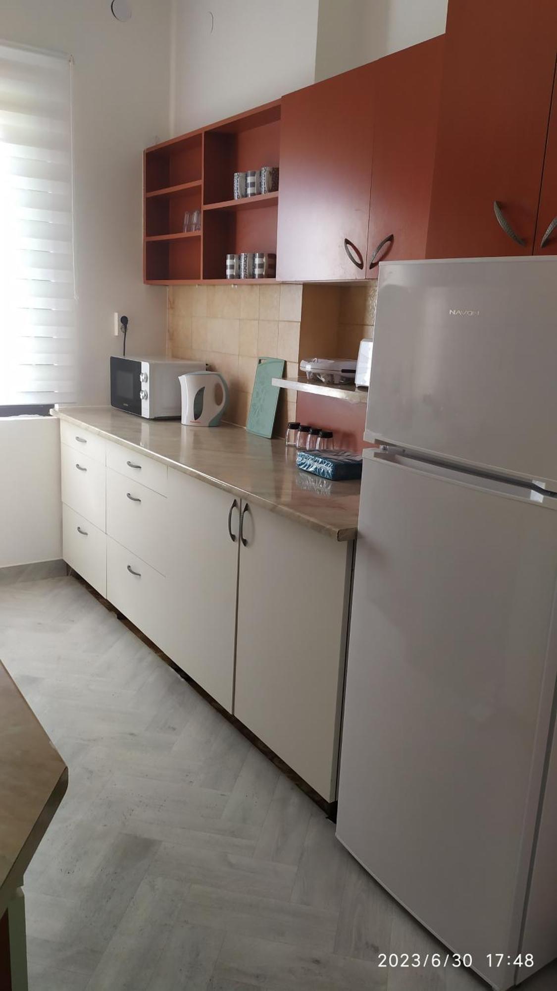 Tuerkiz Apartman - 5 Szobas 13 Fos Apartmanhaz 4Km A Balaton- Balatonszabadi Fürdőtelep Eksteriør bilde